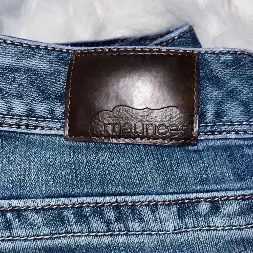 Maurice’s jeans - Picture 2 of 9